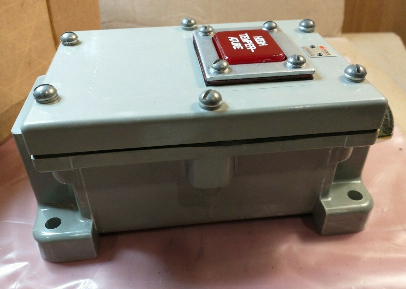 DRS Technologies “High Temperature” Indicator Light W/ Enclosure 6981ED171-280