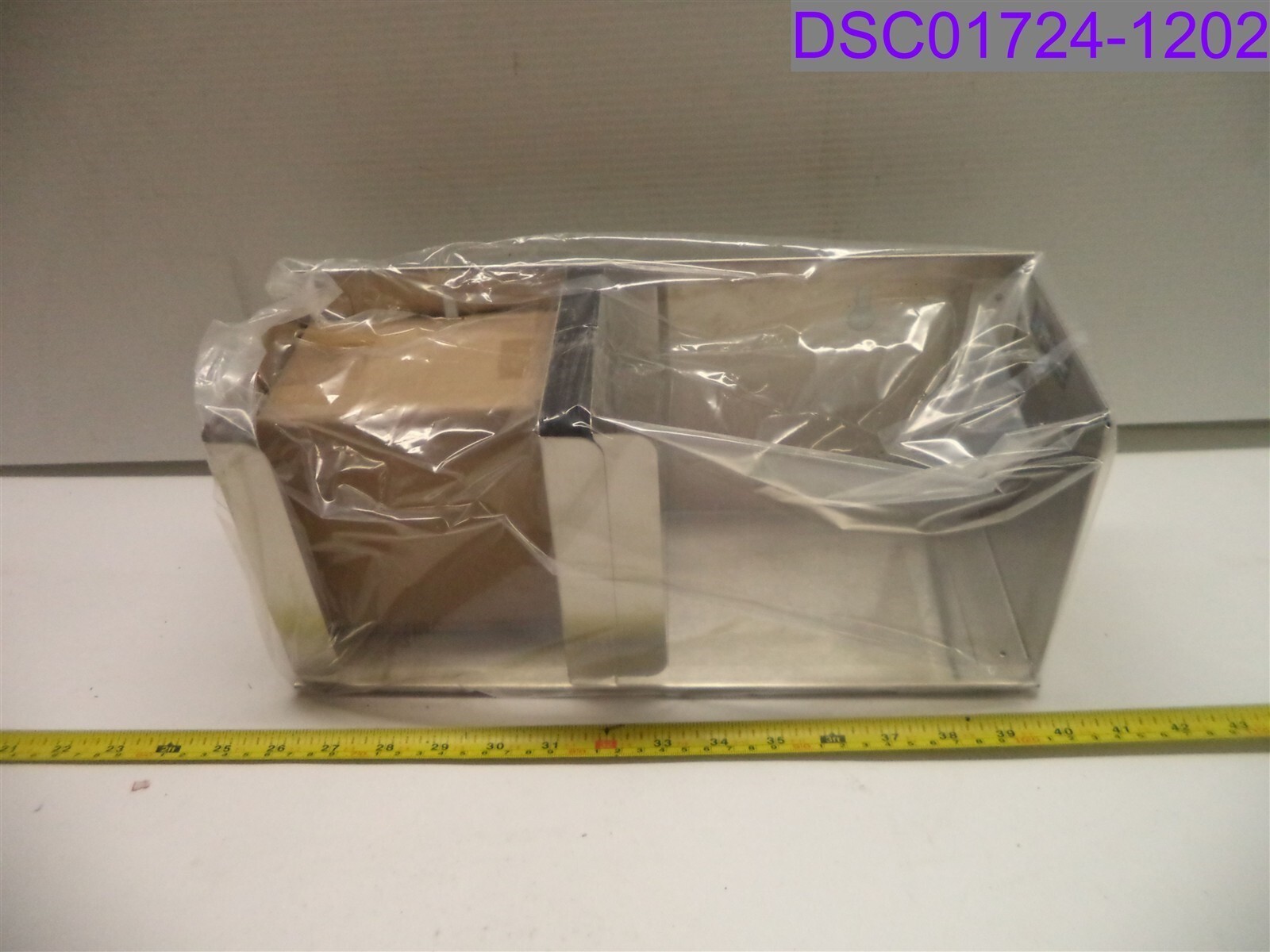 San Jamar Adjustable Lid Dispenser 14″ Stainless Steel P/N L1014