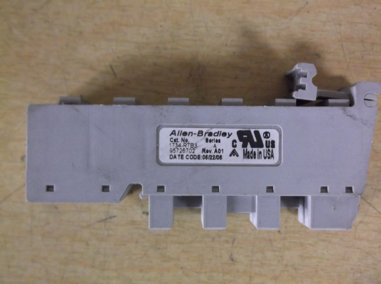 Allen Bradly 1734-TRB3. Series A I/O Module Base *FREE SHIPPING*