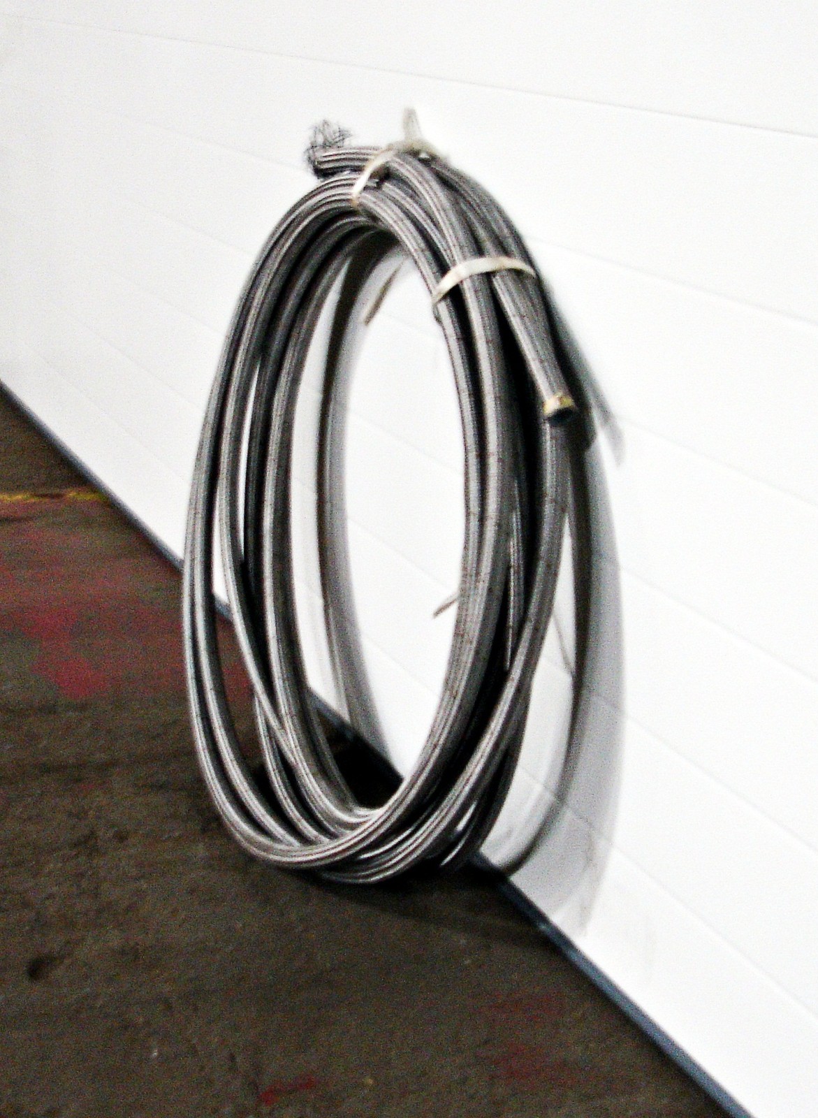 New Stainless Steel Braided Hose W/Nylon Core PHC919-12 40′ 20135ELS