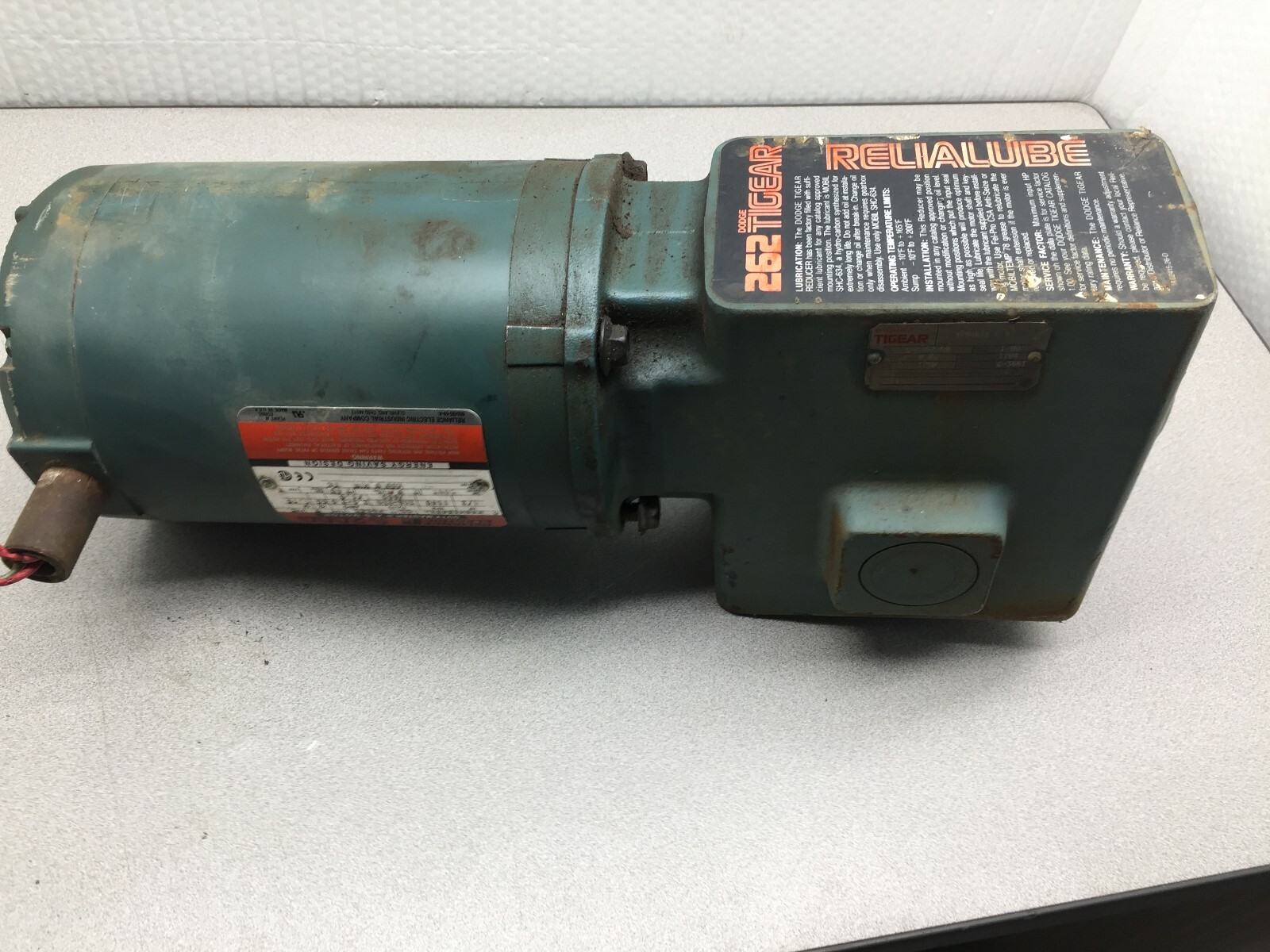 USED DODGE TIGEAR ANGLE REDUCER WITH RELIANCE 1/2HP MOTOR 56/262-60 / P56H1343