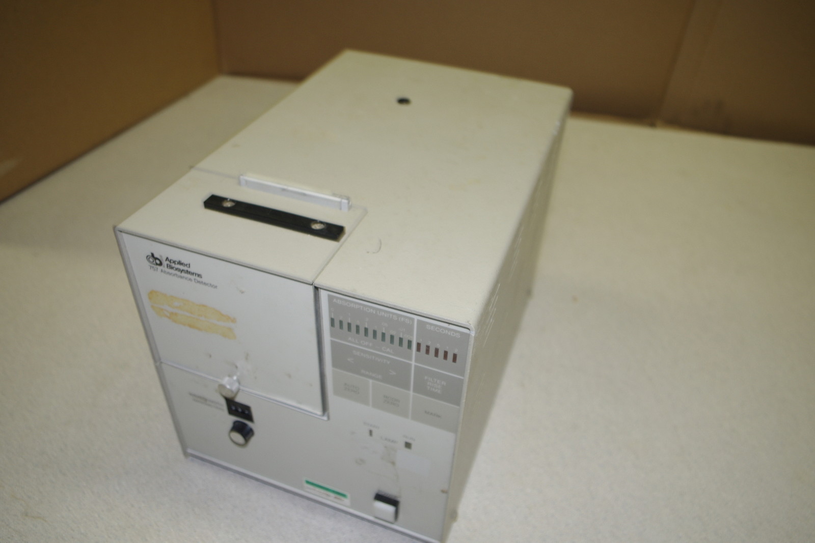 Applied Biosystems Absorbance Detector 757 *FREE SHIPPING*