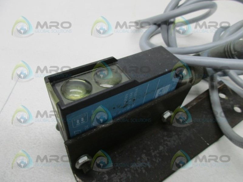 SICK WT27-2R830S24 PROXIMITY PHOTOELECTRIC (AS PICTURED) UNMP