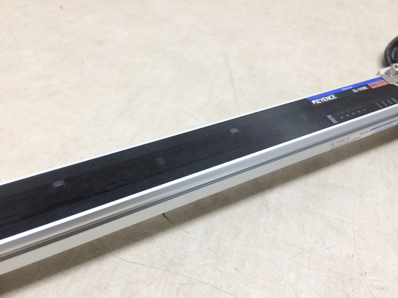 Keyence SL-V08L Safety Light Curtain Transmitter & Receiver SL-V08L-T SL-V08L-R