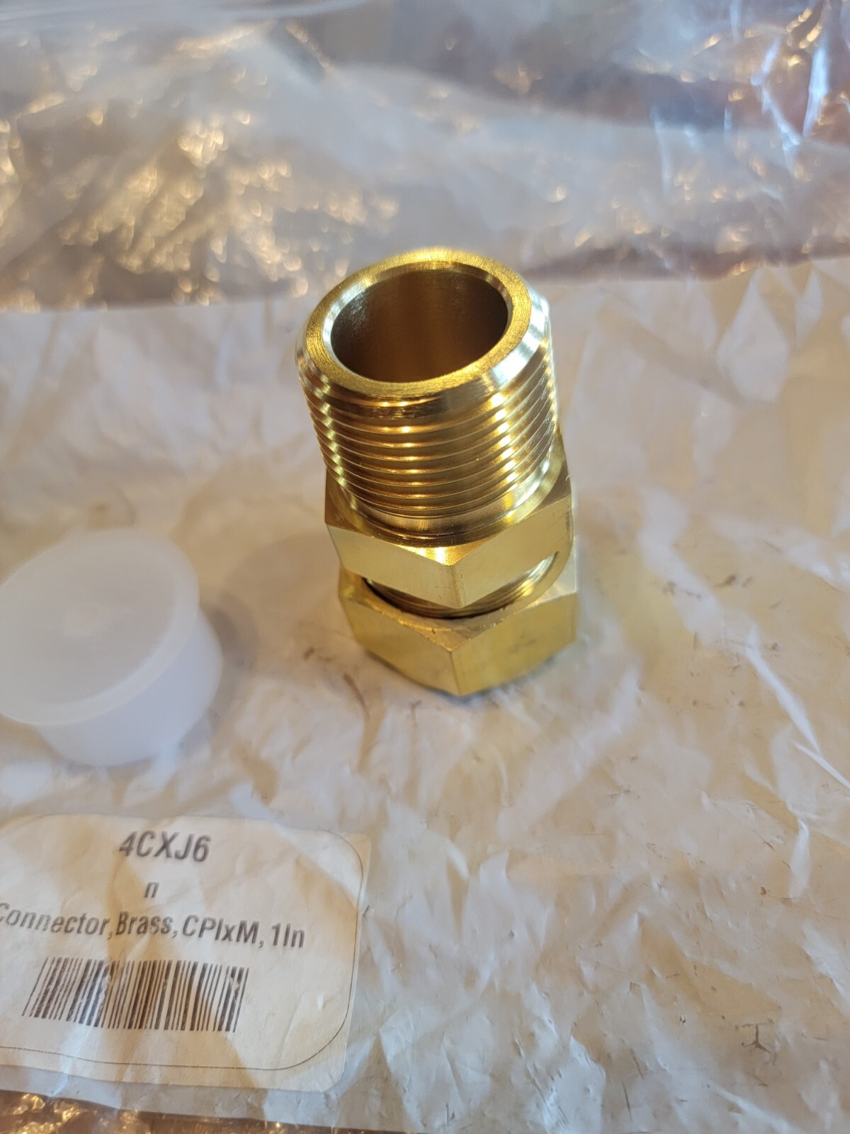 NewParker Brass 1″ CPI Tube x 1″ Male MNPT Connector Adap, 16-16 FBZ-B 2 15/32 T