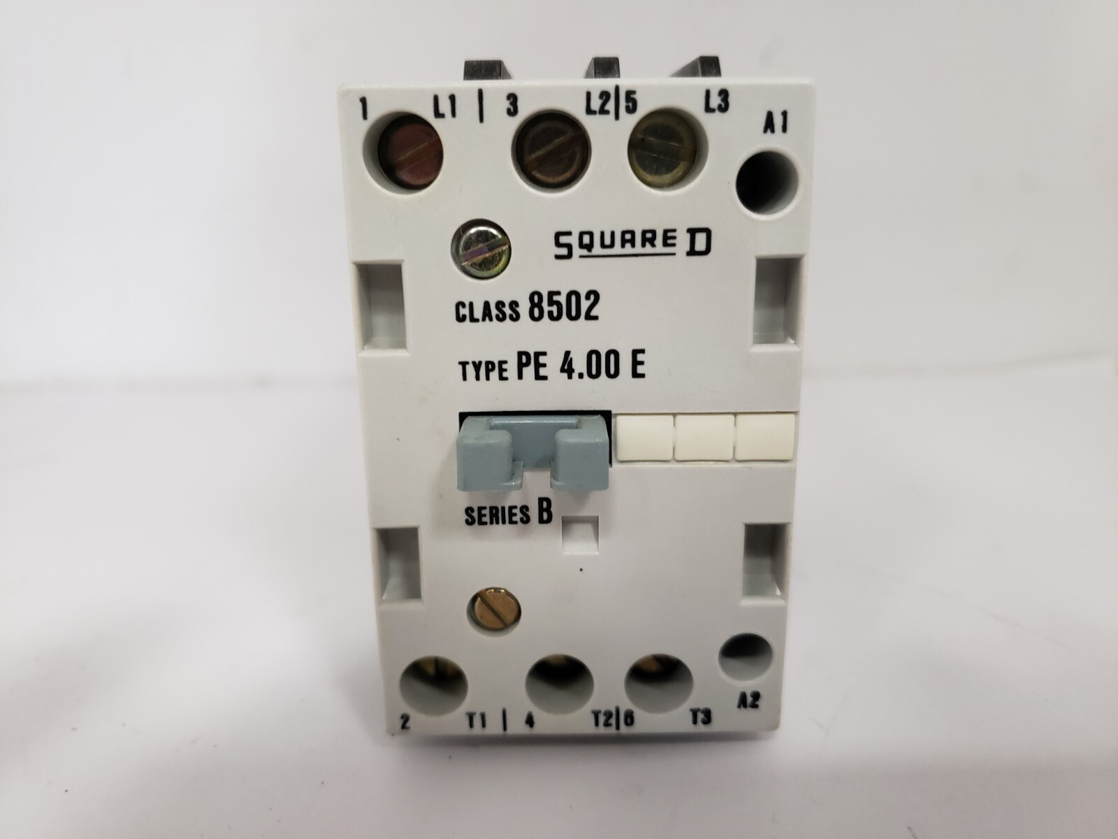SQUARE D 8502-PE4.00E CONTACTOR 32A 3 POLE 110/120V SERIES B NNB