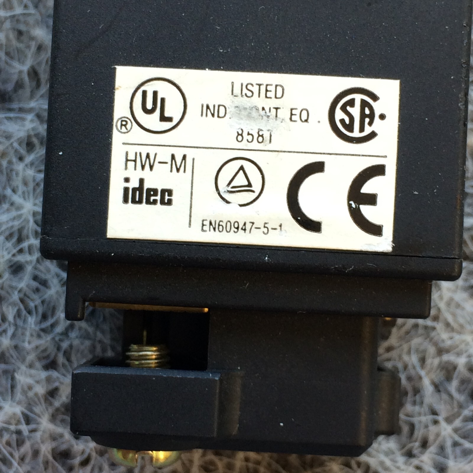 IDEC S1 IEC/EN 60947-5-1 90105 SQUARE SIZE SHAPE Illuminated Switch
