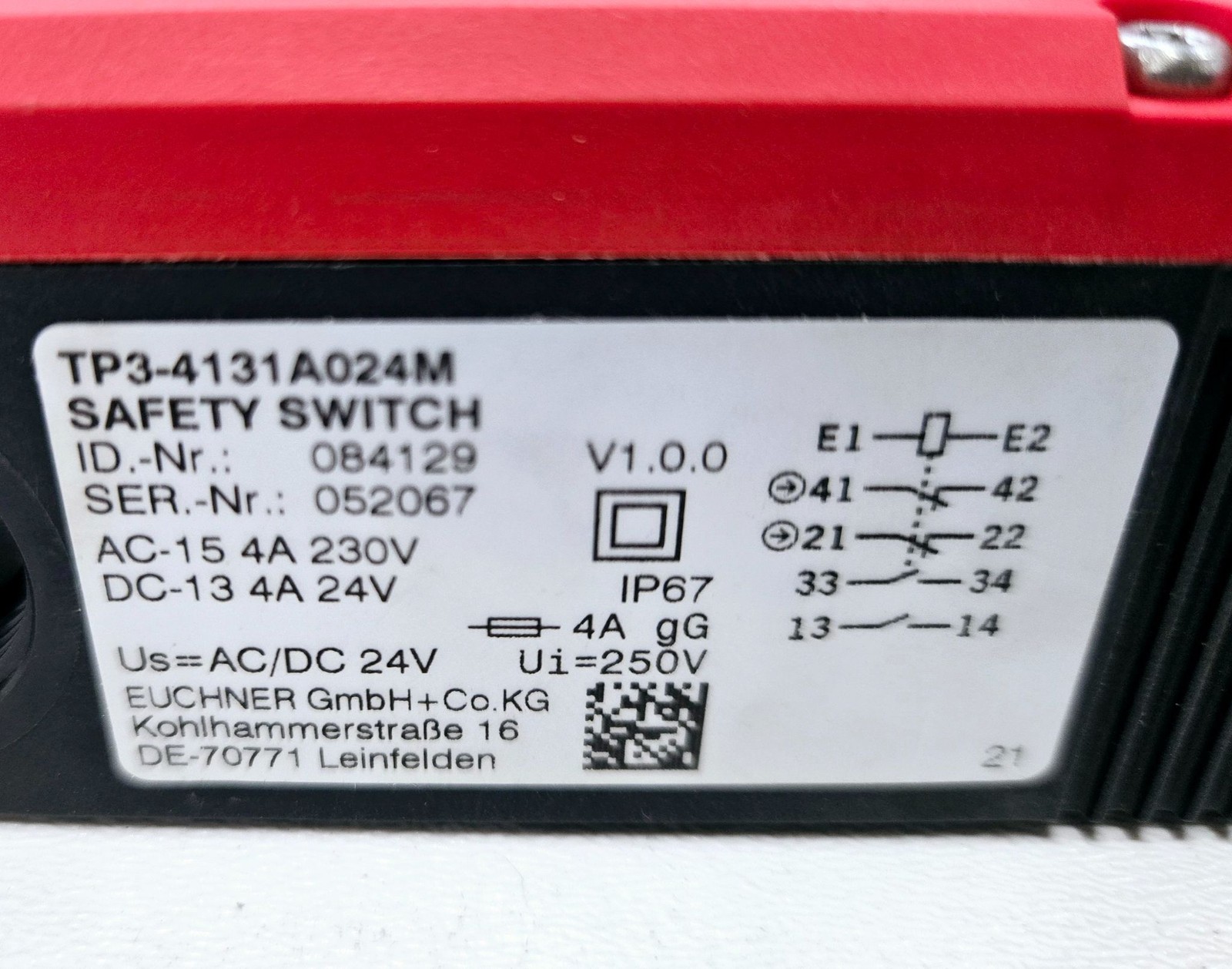 EUCHNER TP3-4131A024M SAFETY SWITCH USED