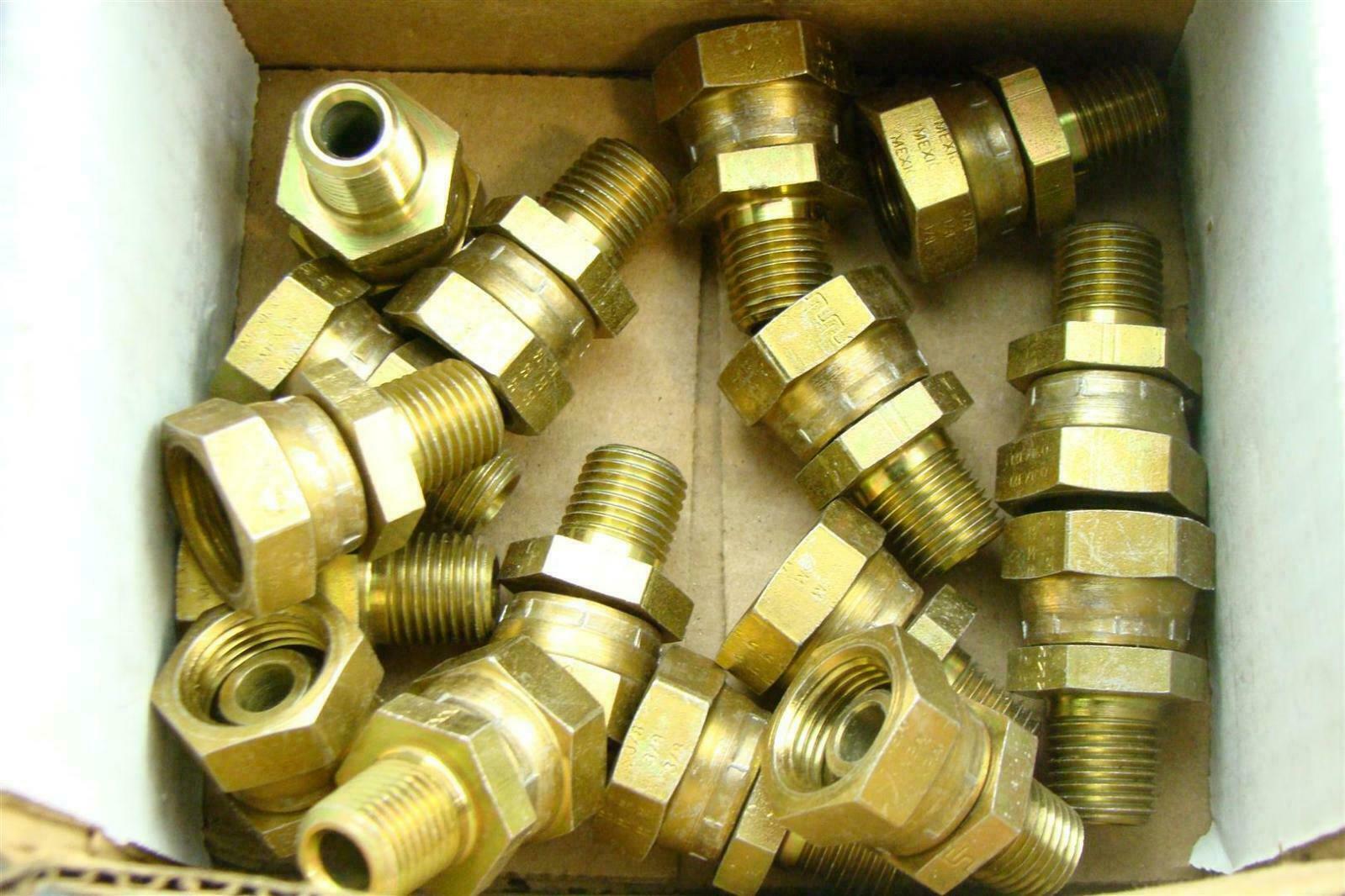 (17) Parker male pipe adapters Fluid Connectors 0107-4-6