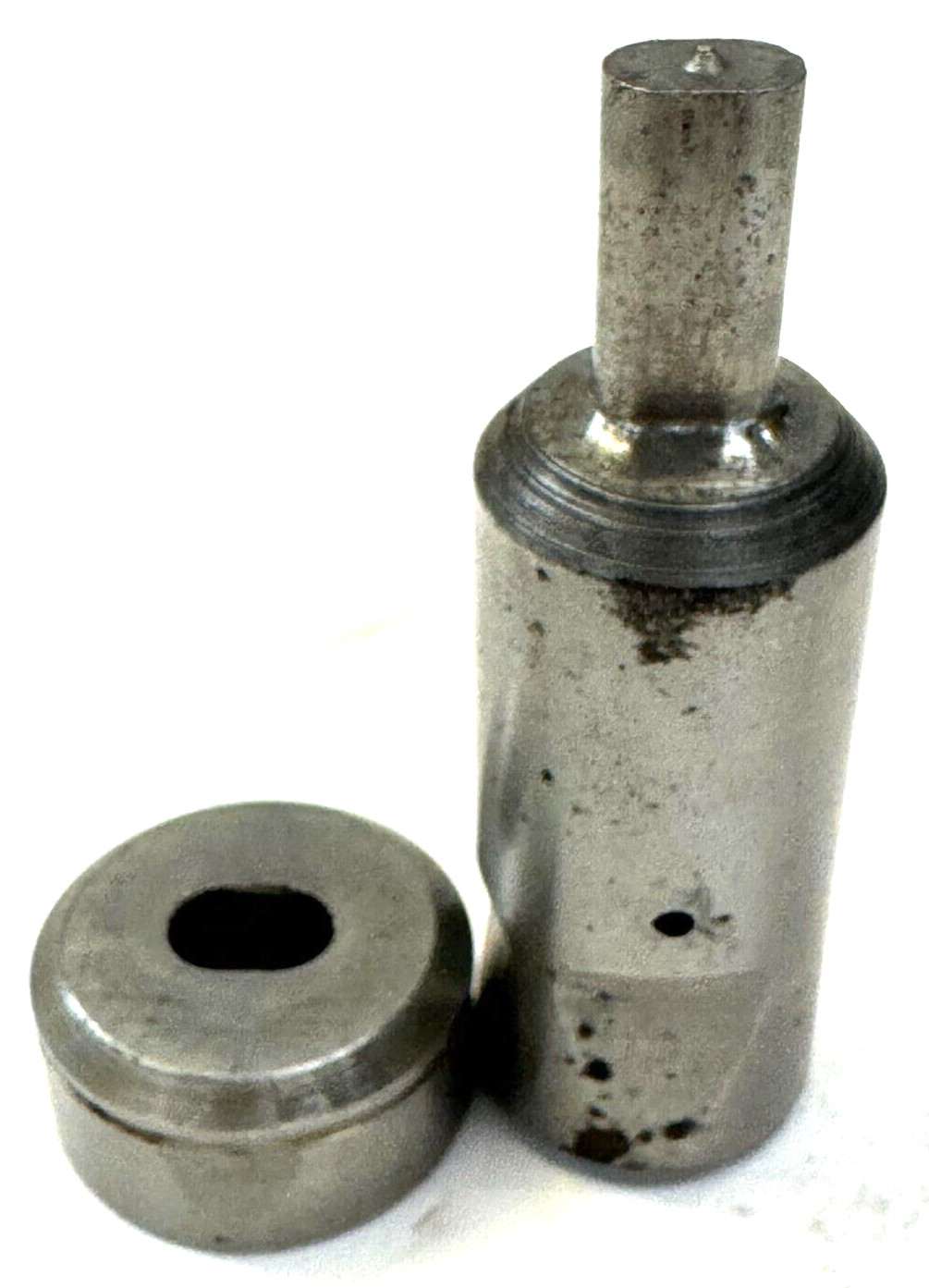 WILSON TOOL PUNCH & DIE SET STN 28XX OBLONG 0.282″ X 0.437″ 1 1/4″ OD