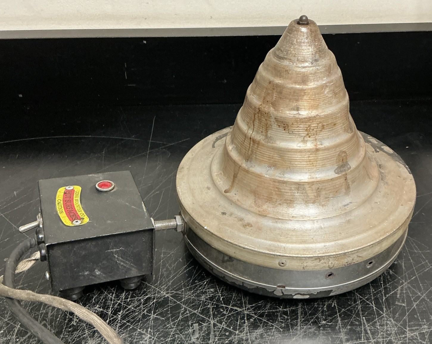 Cone Mounter Company Super Model
