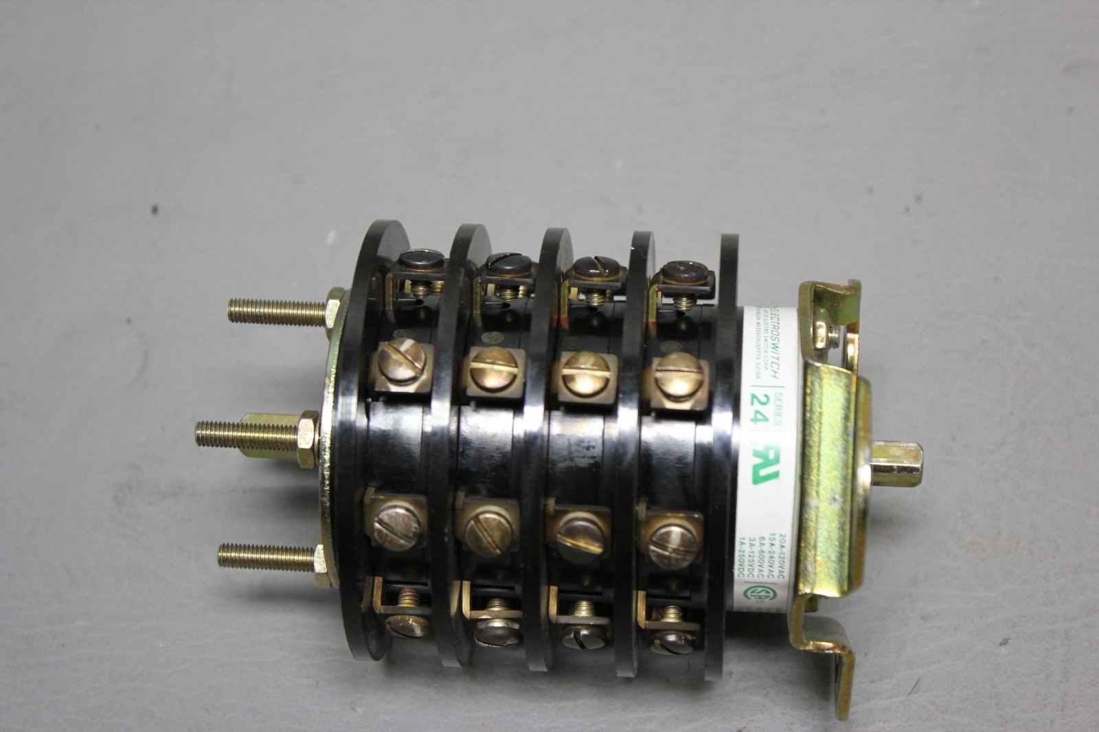ELECTROSWITCH SERIES 24 ROTARY CAM SWITCH 24204TH