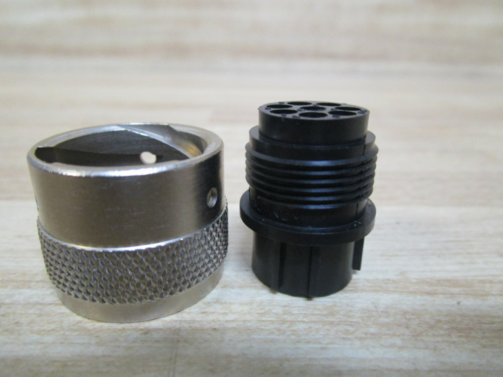 FCI/Burndy UTG612-8SN Connector UTG6128SN