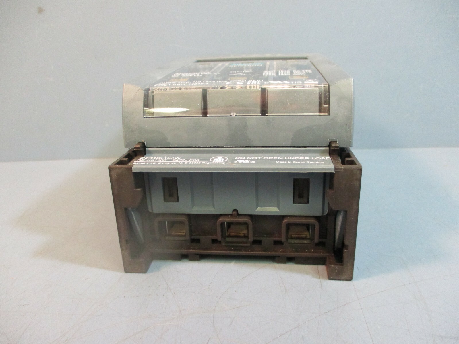 Siemens 3NP1123-1CA20 Fuse Switch Disconnector 3pole 160A NEW