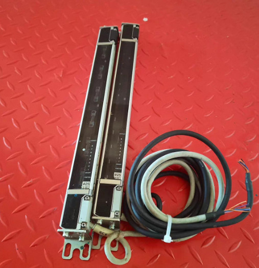 1PC USED SL-C16H-R+SL-C16H-T