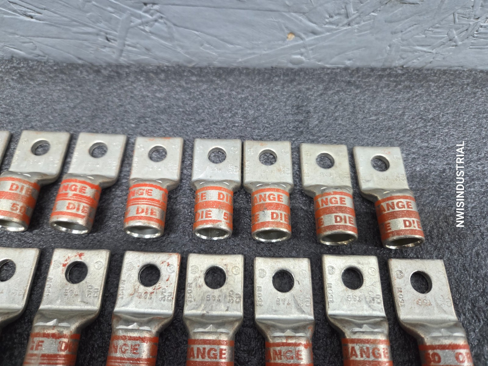 Lot of 20 – THOMAS & BETTS-T&B 150N, 3/0, CU, ORANGE DIE, Short Barrel, 1 Hole