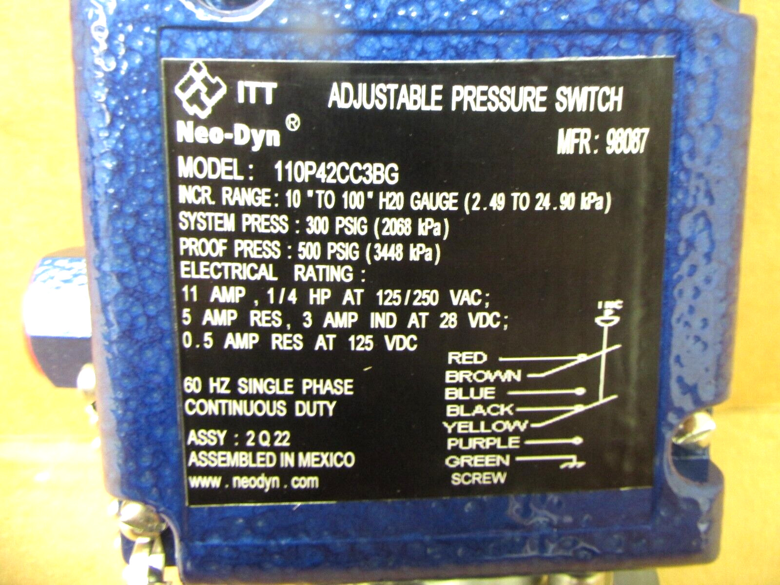 ITT Neo-Dyn 110P42CC3BG Adjustable Pressure Switch 49597HI