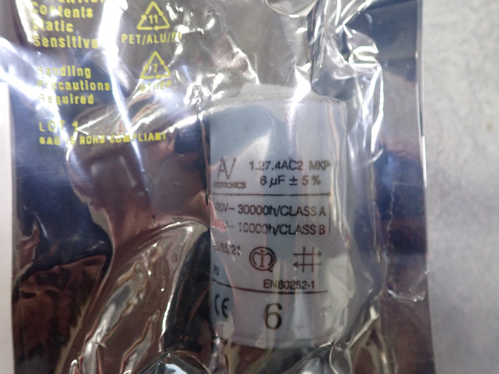 NEW Arcotronics C274AC24600AA0J Film Capacitator 470VAC 6uF 5%