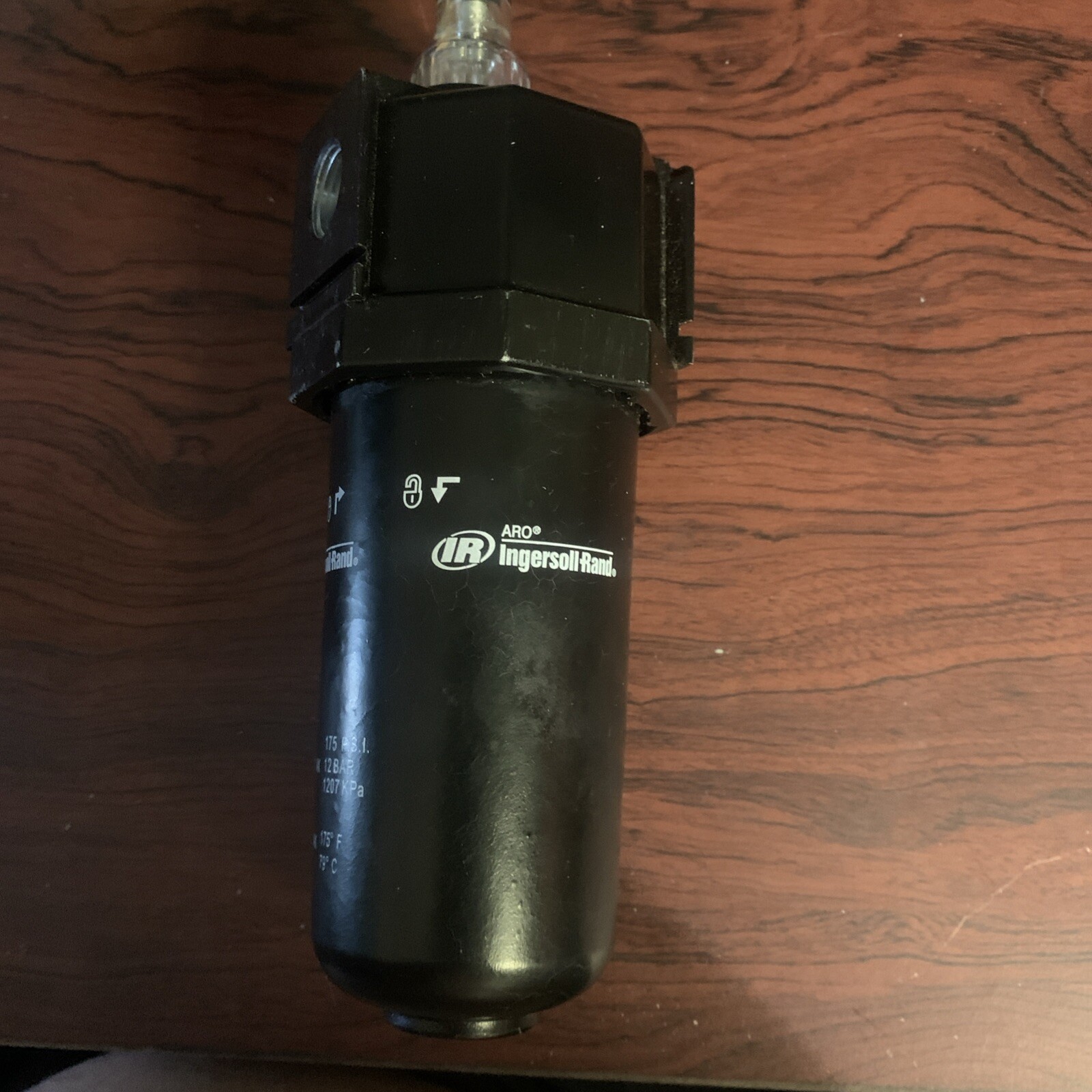 INGERSOLL RAND ARO L26231-110 PNEUMATIC LUBRICATOR 3/8 INCH NEW