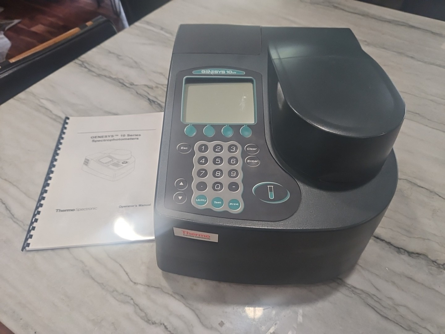 THERMO SPECTRONIC GENESYS MODEL 10 UV SPECTROPHOTOMETER CAT 335902