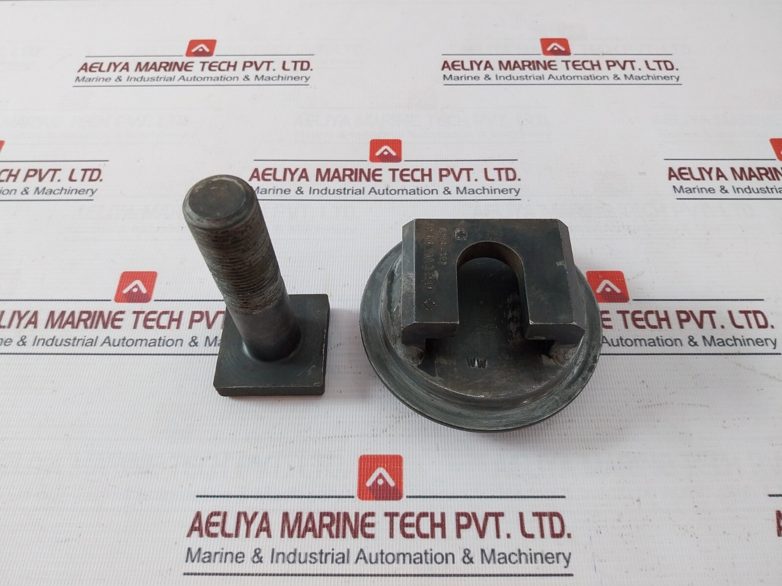 NA A266-GR2 Manhole Yoke & Bolt Set NA1839, NA1840