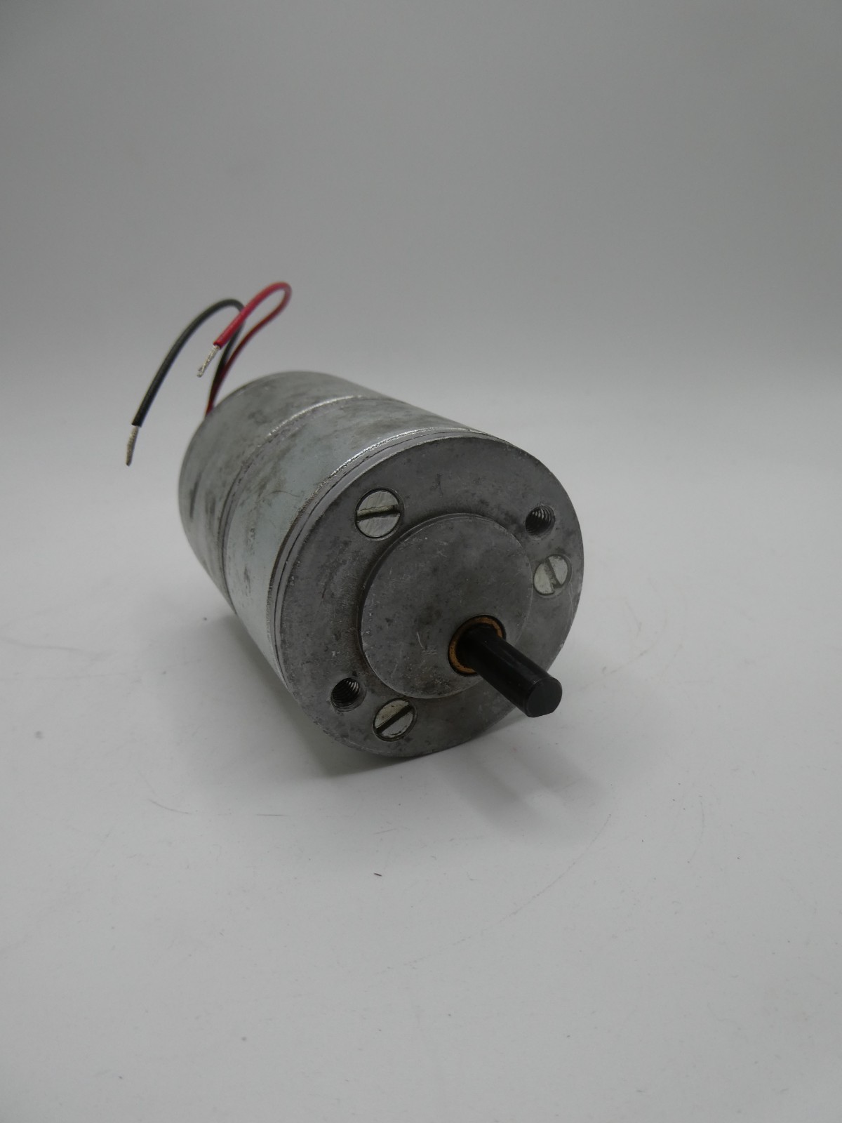 Barber-Coleman CYQM 23410-31-5 24vdc 200 rpm 1/4 x 5/8 Shaft
