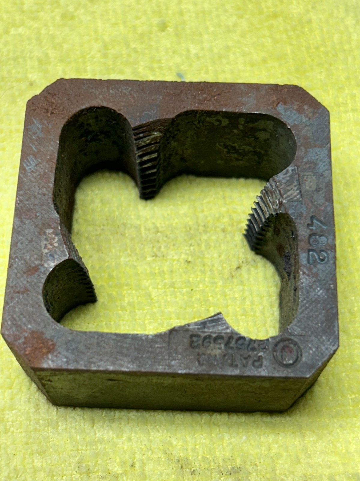REED 1″-11 1/2 NPT OSP Chip-ejecting Die Self-starting Easy Cutting Vintage Box