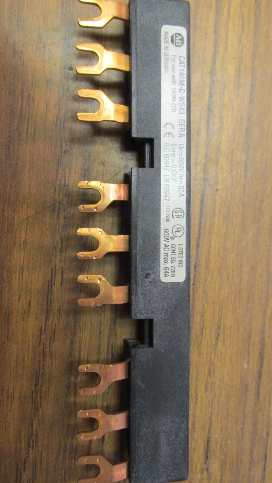 NEW(OTHER), Allen Bradley 140M-C-W543 Series A Contact Block,.. L-04F
