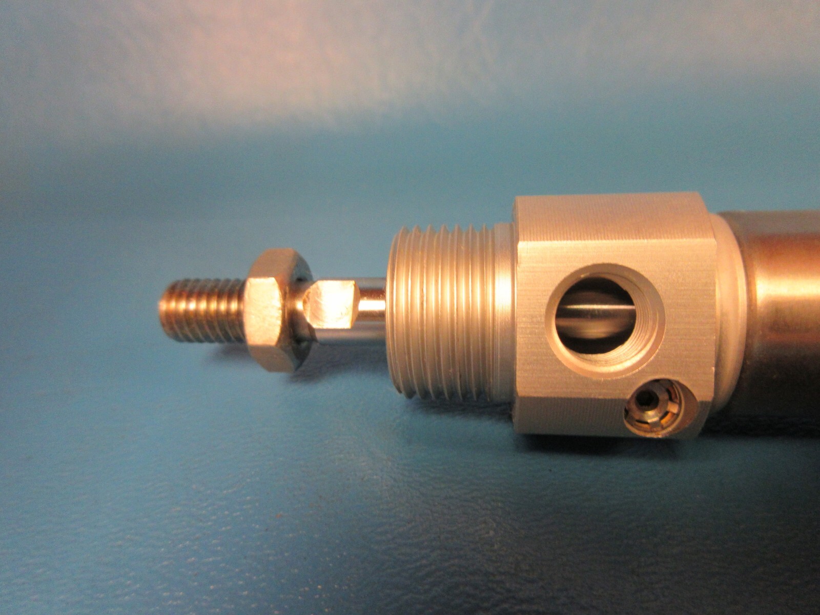 SMC CM2B20-125A, Double Acting Cylinder, 20 mm Bore, 125mm Stroke