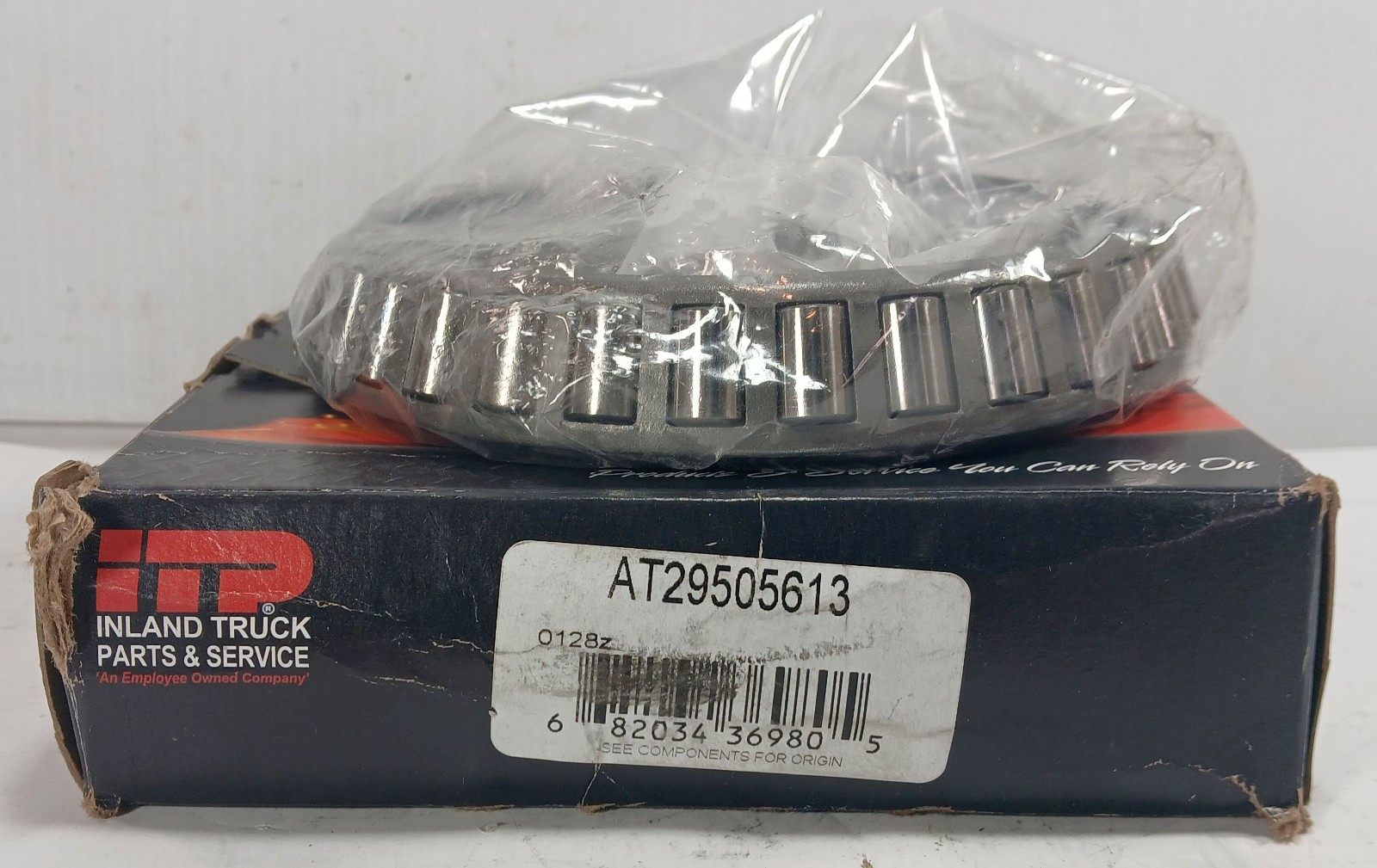 1 NEW KOYO 37425 ITP AT29505613 TAPER ROLLER BEARING CONE NIB ***MAKE OFFER***