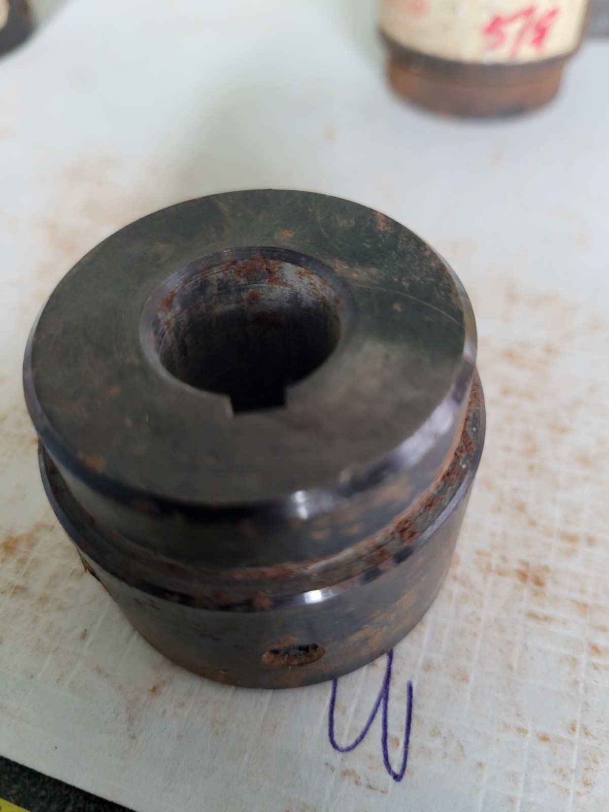 W-15/16″ Series Weld Hub Round Bore 1/8 Keyway Set Screw, 1 3/4 OD 00020015