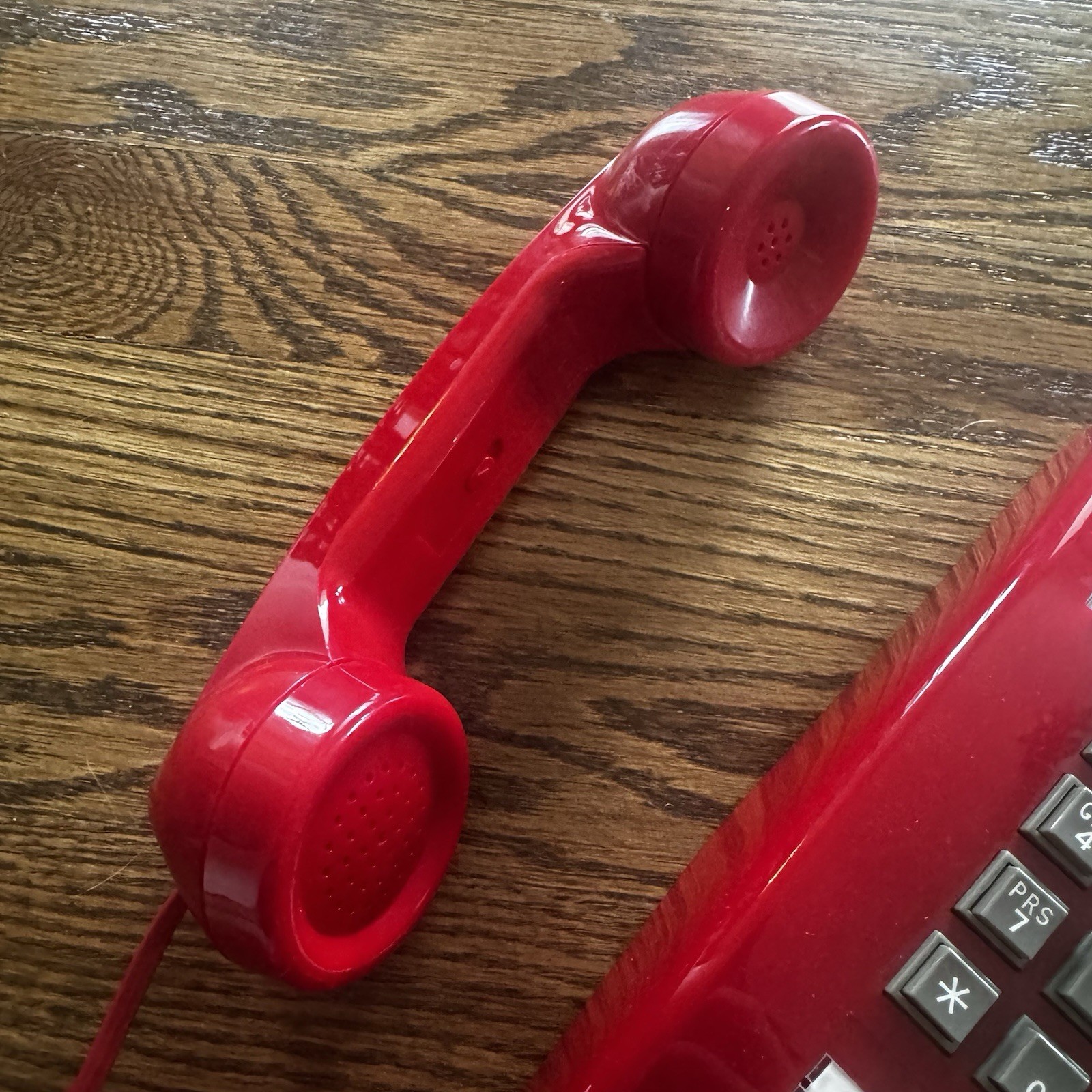 Standard Wall Phone, Red, T-25 Red W/O Mw