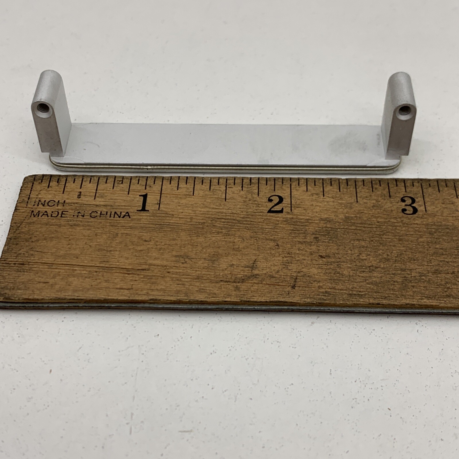 Emench Closure Plate