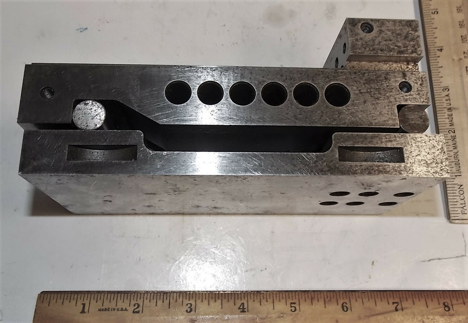 TOOLMAKERS SINE VICE, 3″X3/4″X3″ HARDEN & GROUND, MISSING JAW