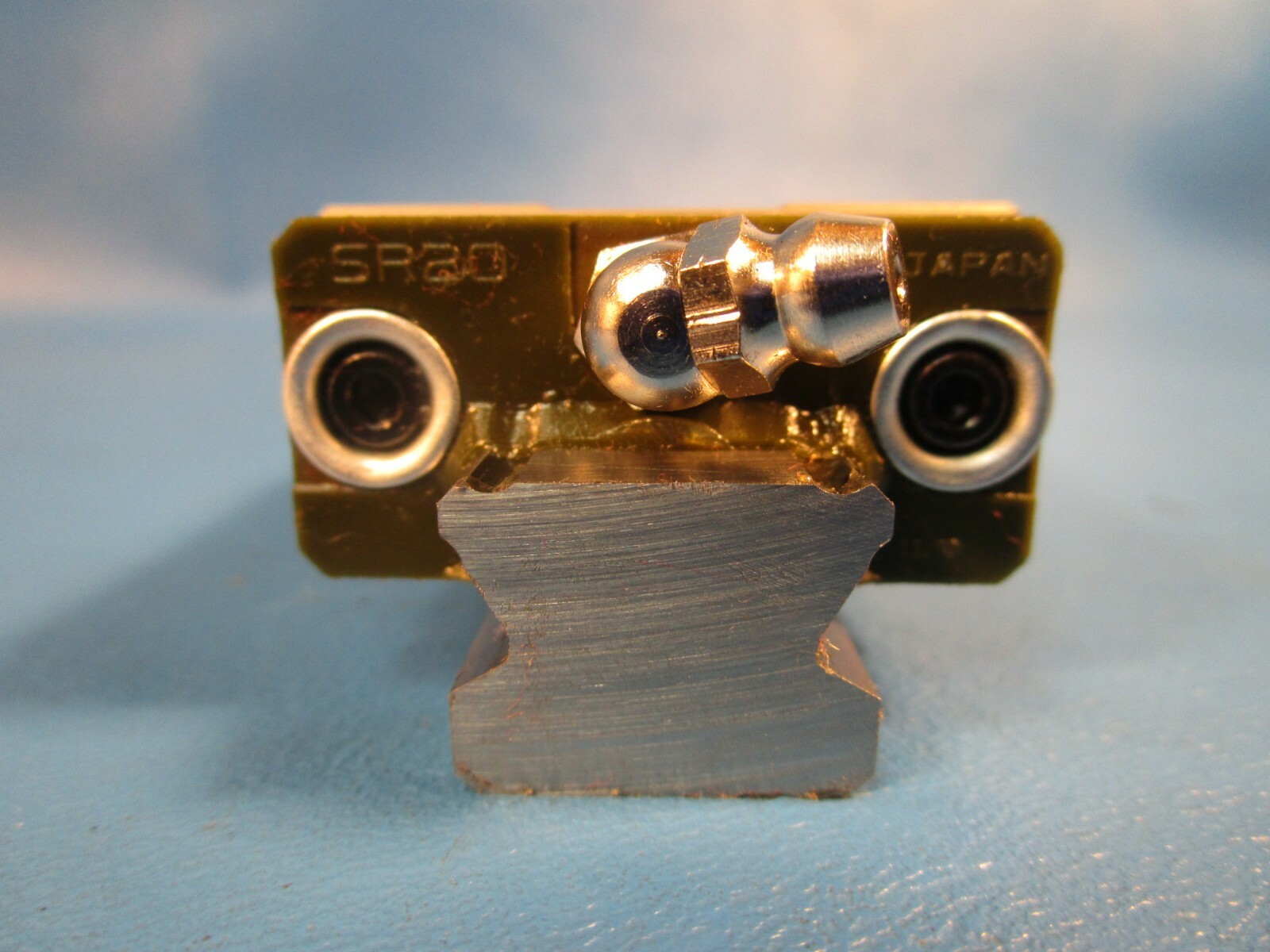 THK, SR20W1SS + 160L, One SR20W Linear Guide Block on a 160mm Rail