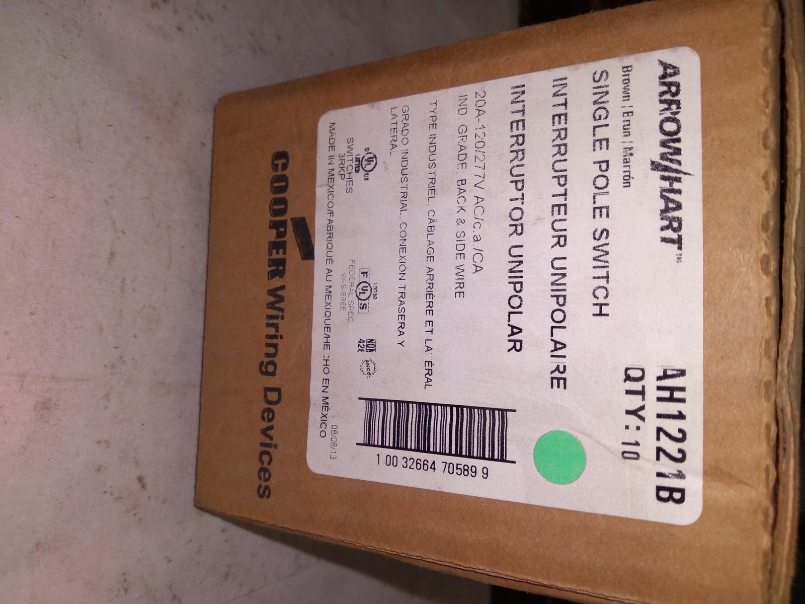 COOPER ARROW HART AH1221B SINGLE POLE SWITCH 20A 120/277V AC/CA ’10 IN BOX’