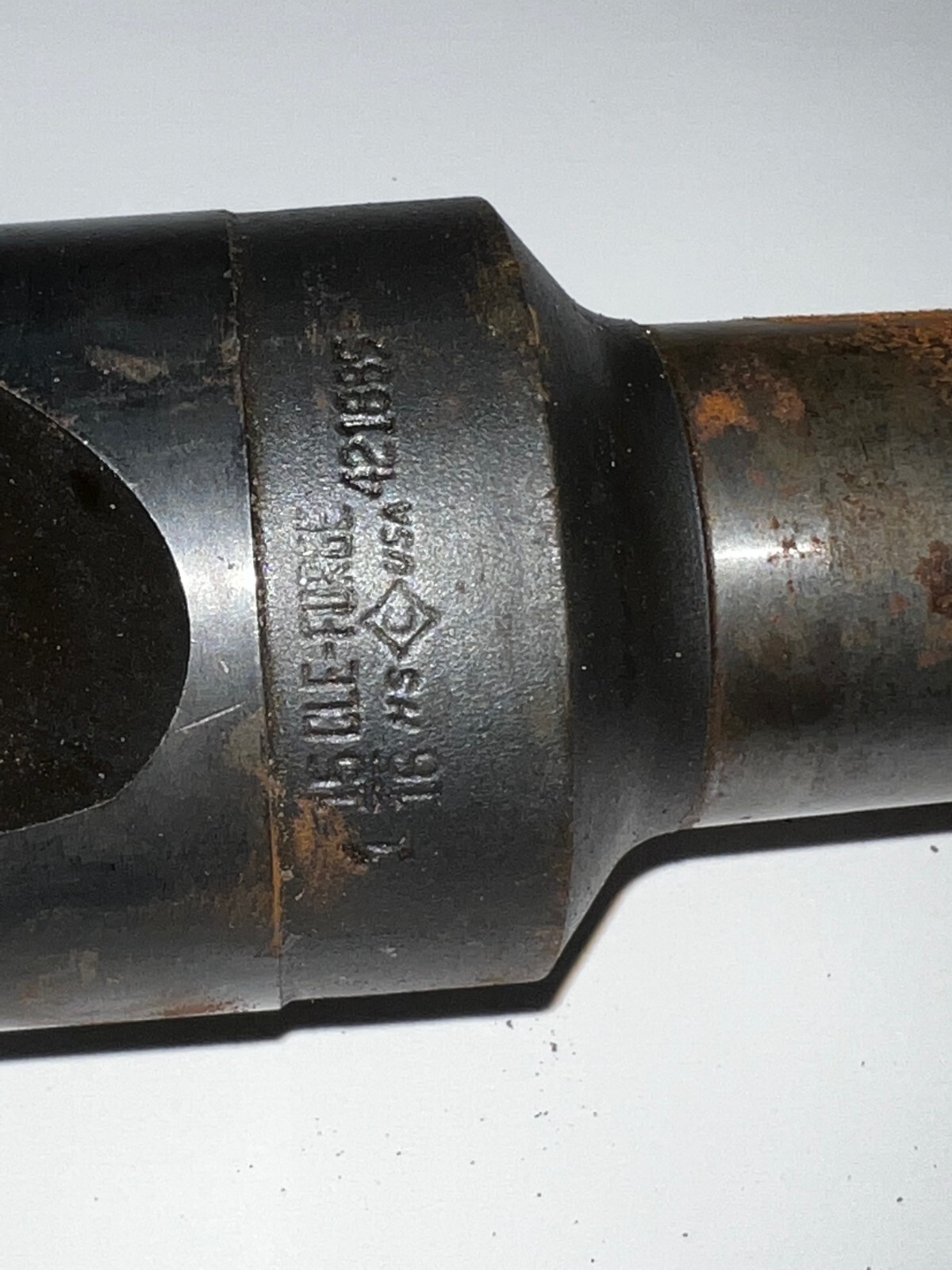 CLEVELAND MORSE TAPER SHANK DRILL BIT MT4 1-15/16″ CUT 10-1/4″ LOC 16-1/2″ OAL