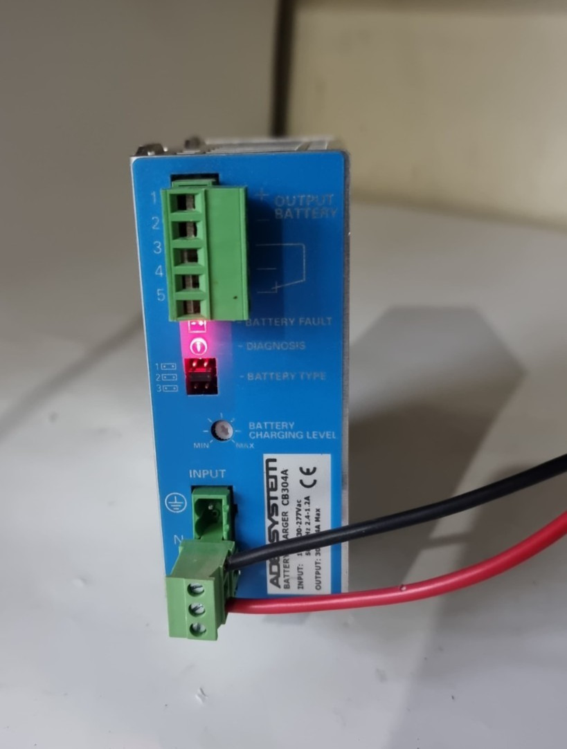 Adel System CB304A 30Vdc 4A Max battery charger