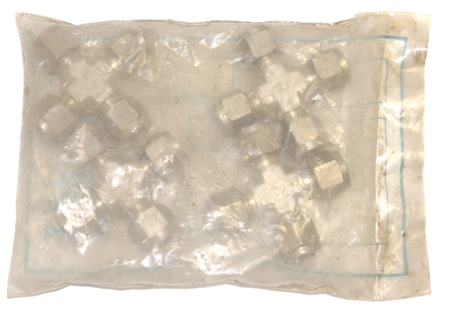 NEW SWAGELOK SS-600-4 CROSS FITTING UNION, 3/8″ TUBE (BAG OF 4) SS6004