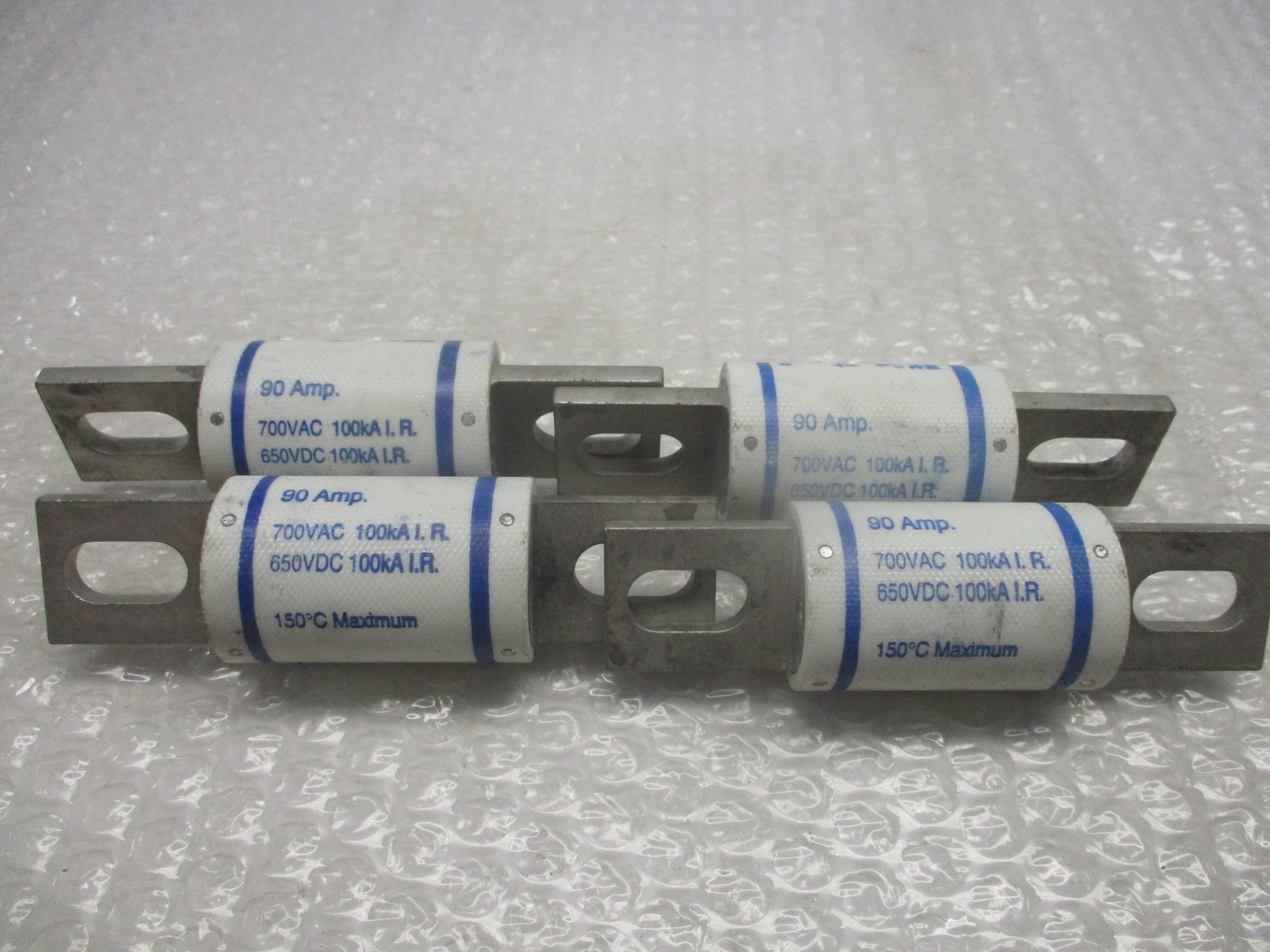 FERRAZ SHAWMUT A70Q90-4 FUSE LOT OF 4 NSNP