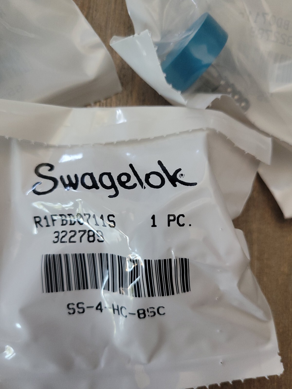 Lot of 11 – SWAGELOK SS-4-HC-8SC