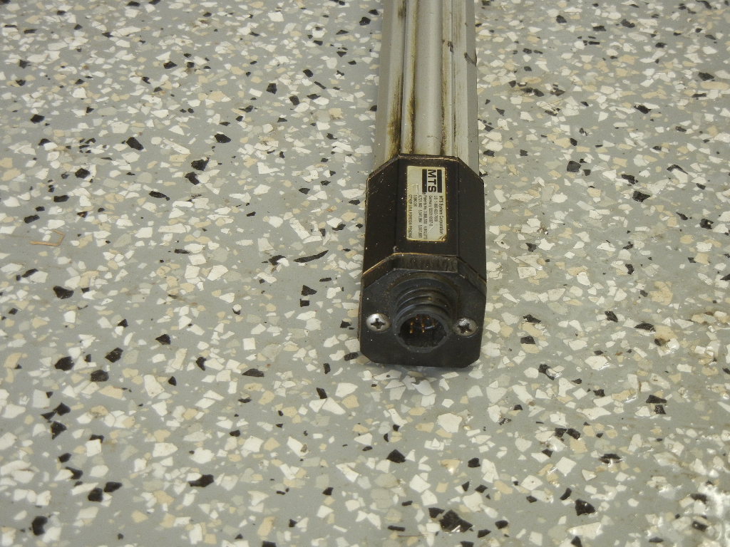 MTS LPMCVU04401 USED TEMPSONICS LP MAGNETOSTRICTIVE LDT POSITION SENSING SYSTEM