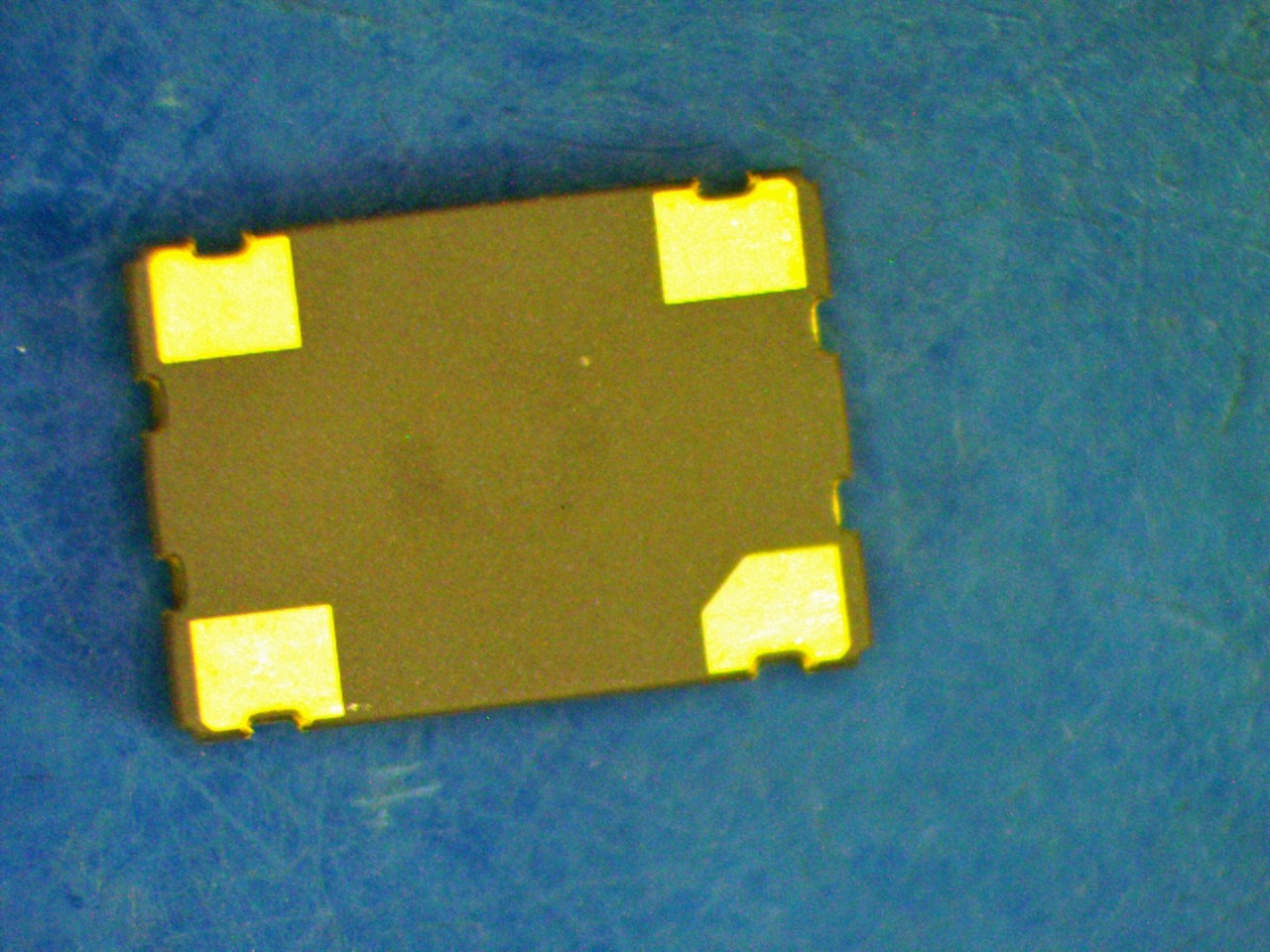 H.M.I SMX7342EBD50000MHZ Qty of 4 per Lot CRYS SMD 50.000 MHZ