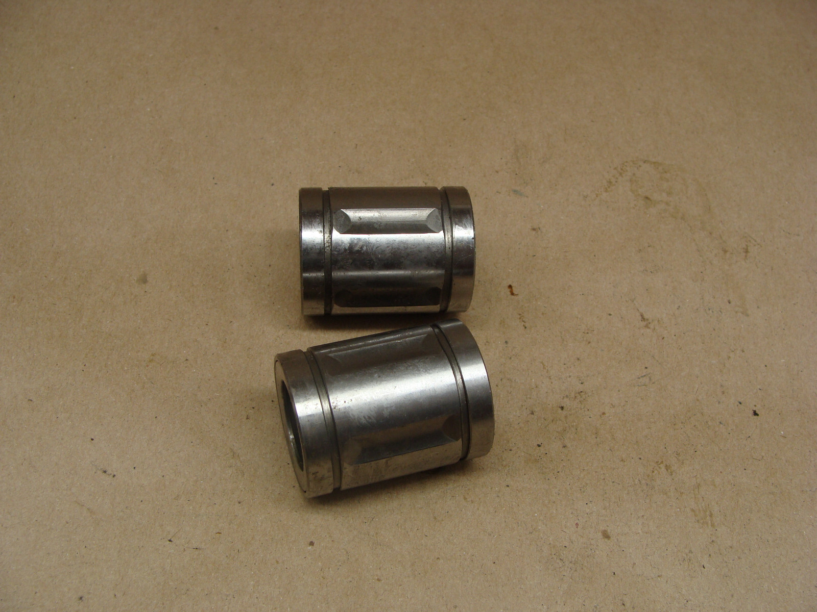 LOT OF 2 THOMSON A122026 BALL BUSHINGS