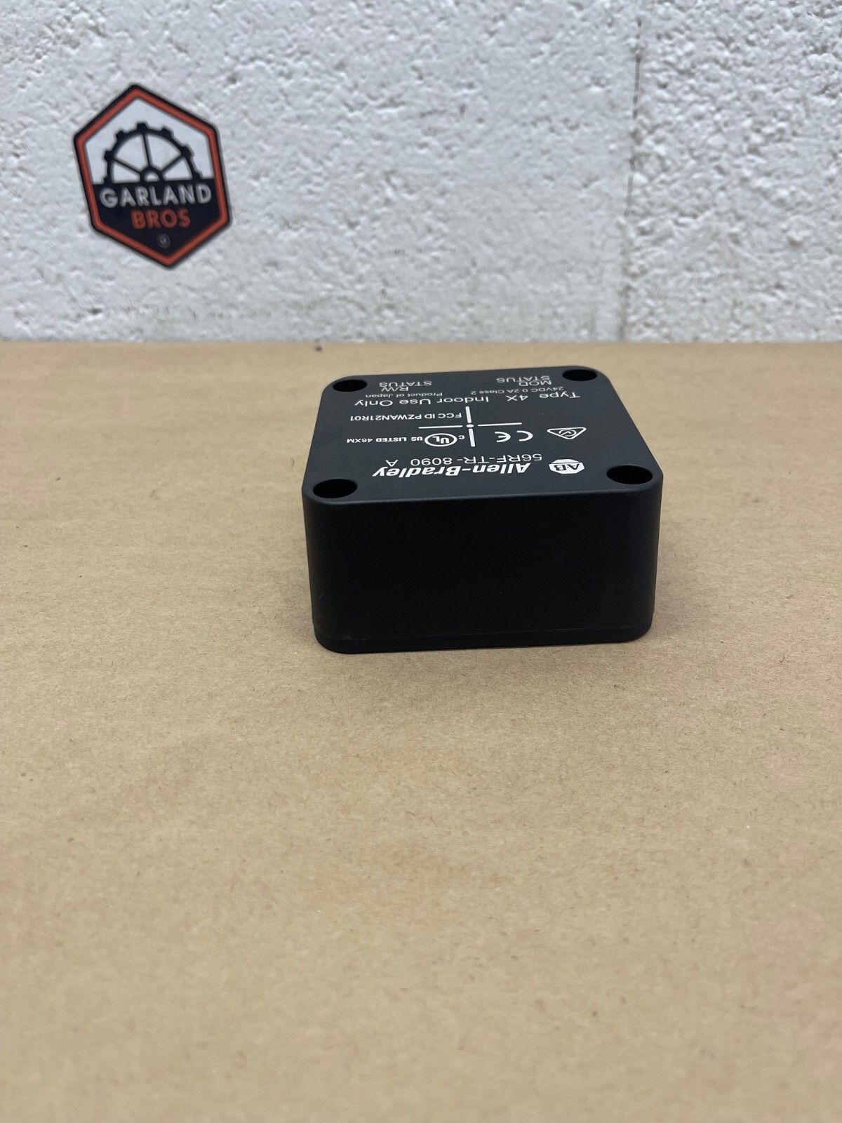 Allen-Bradley 56RF-TR-8090 A Transceiver 24VDC, 0.2A, Type 4x, Indoor Use Only