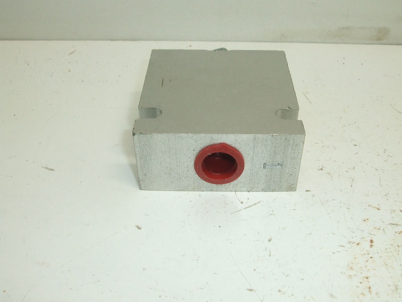 HYDRAFORCE LS08-30-3P-N NEW OLD STOCK