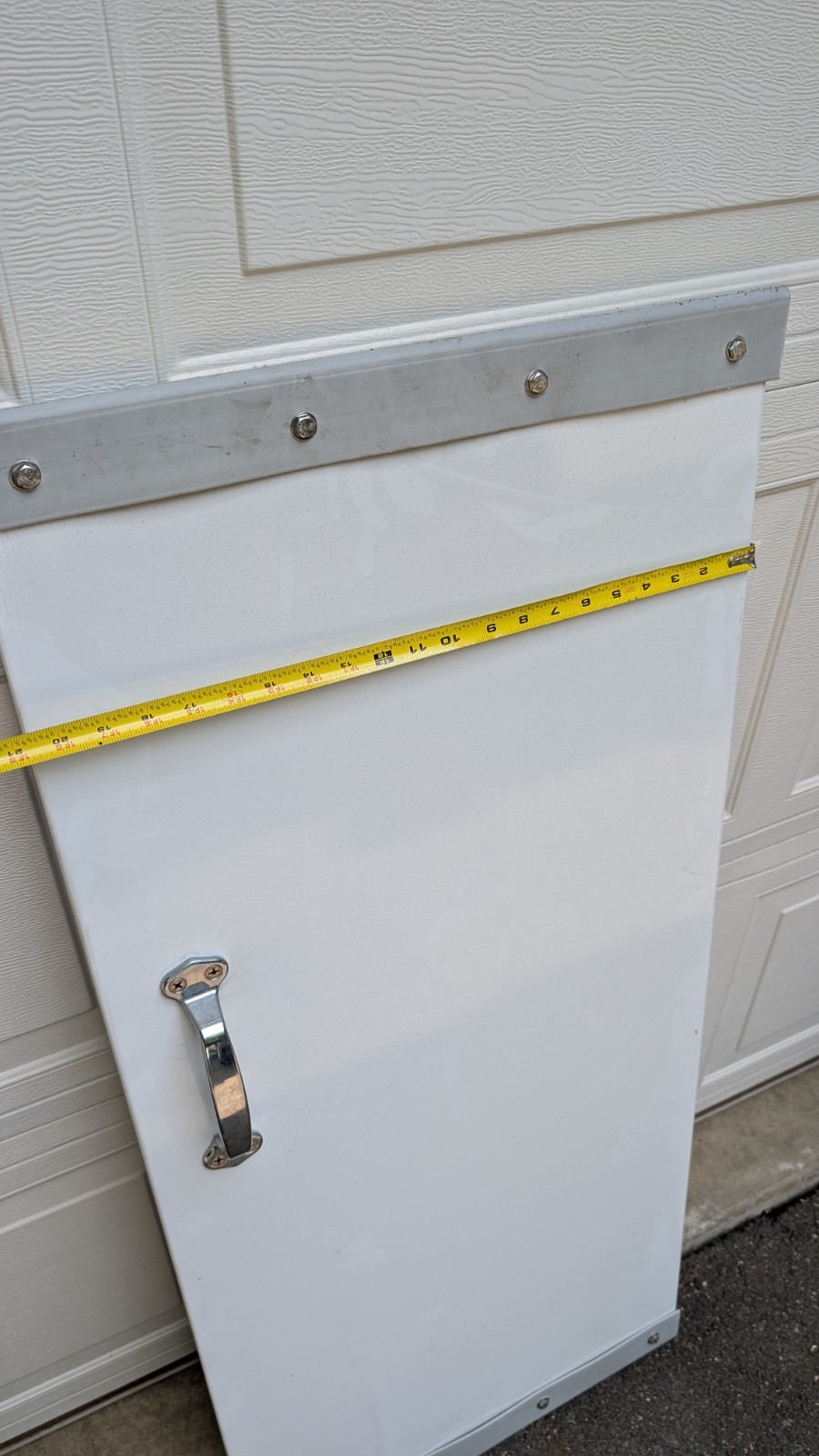 Brand New READING Truck Utility Door 46″ x 20-1/2″