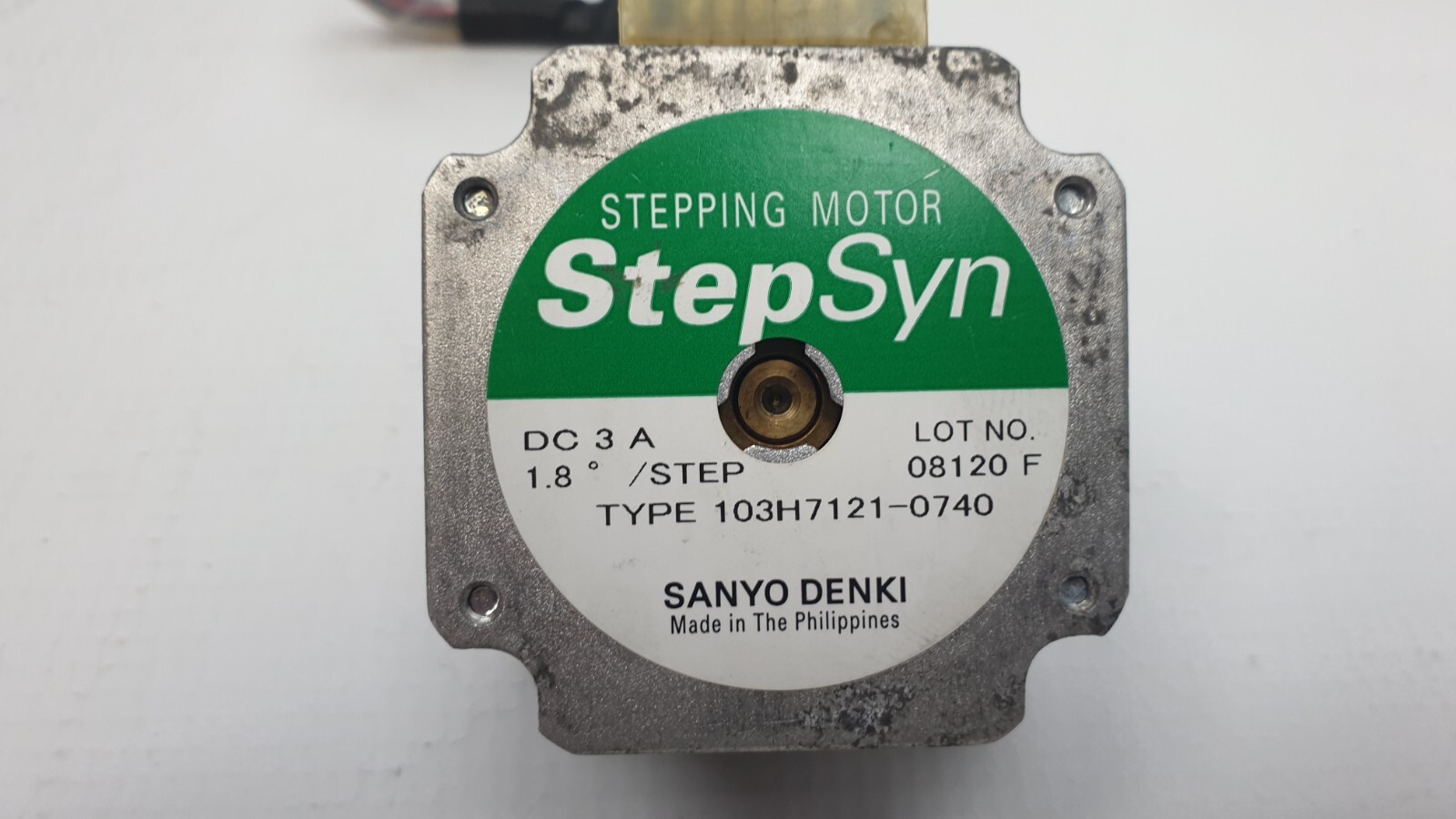 Sanyo Denki StepSyn Stepping Motor 103H7121-0740, DC 3A, 1.8°/Step, Used