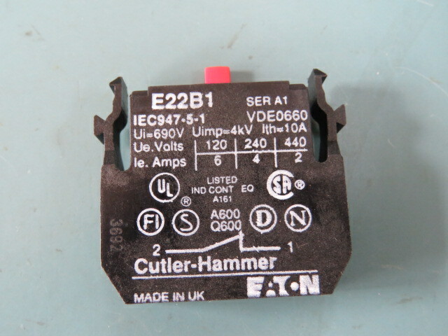 CUTTER-HAMMER E22B1 Qty of 2 per Lot Contact Block, 10 A, 600 V, 1 Pole, 1NC