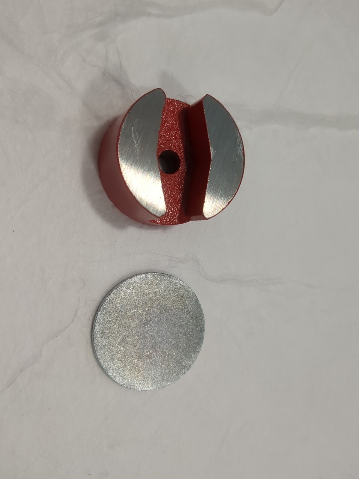 ECLIPSE 1-1/2″ Diam 18 Lb Max Pull Force Alnico Button Magnet M17029